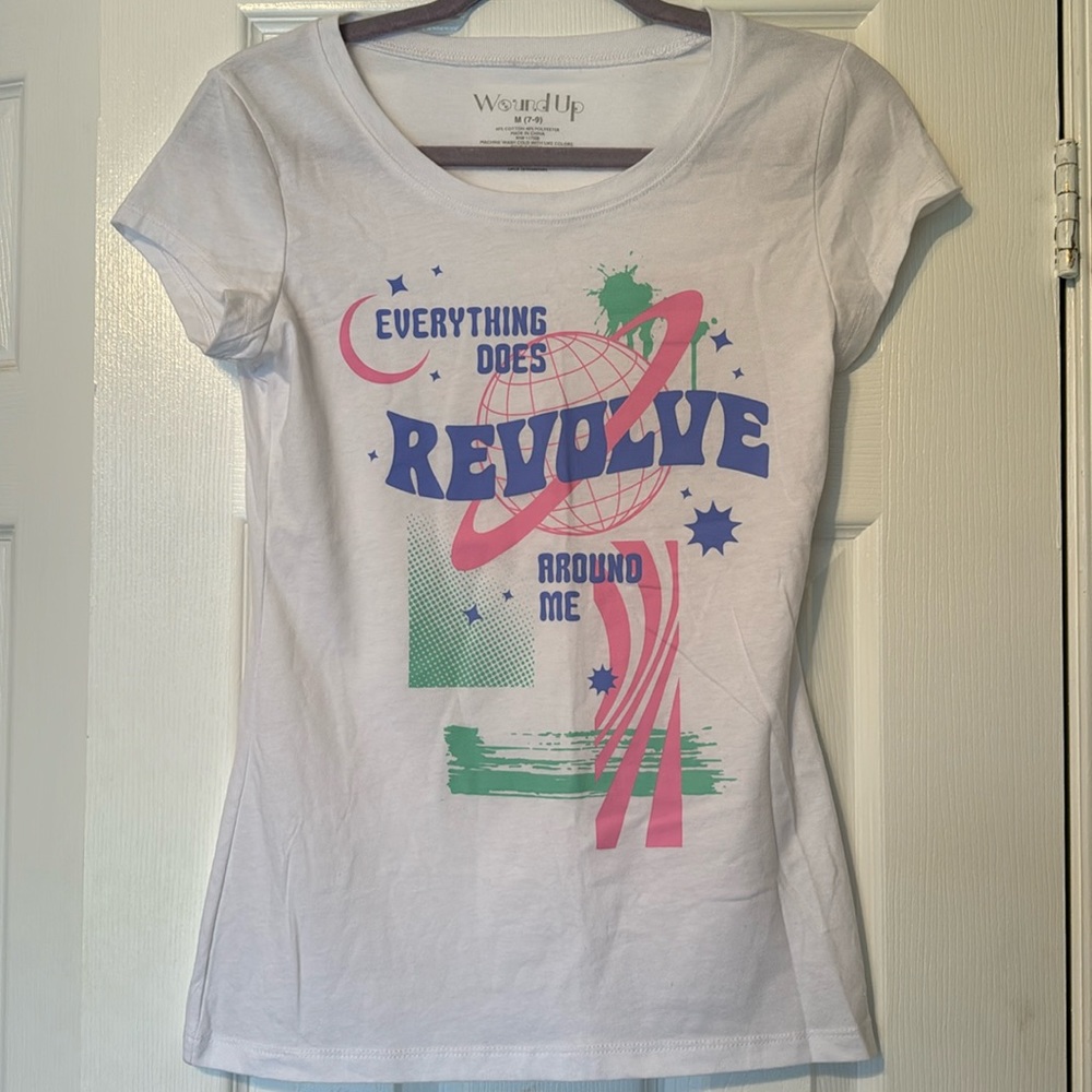 💜 Wound Up Graphic Tee